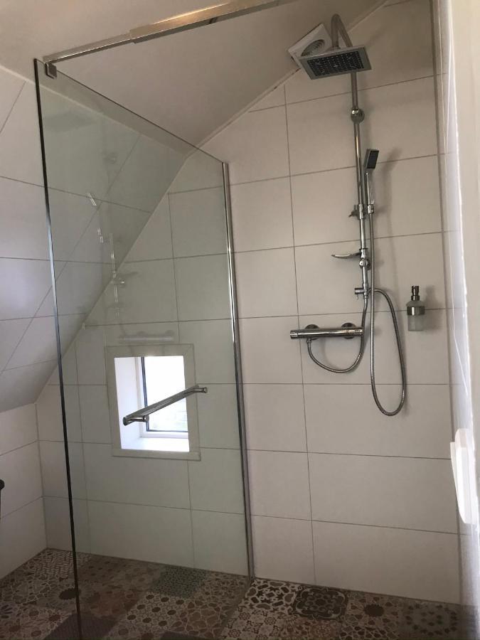 In De Gele Hoed Mooie Appartementen Met Fantastisch Uitzicht Zonnemaire Exterior foto